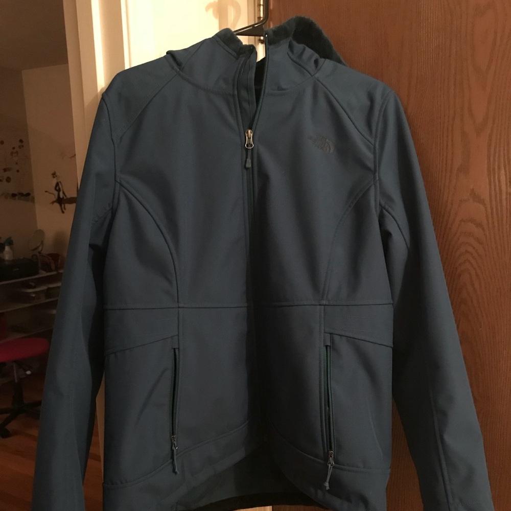 Women’s North Face Windmill Jacket